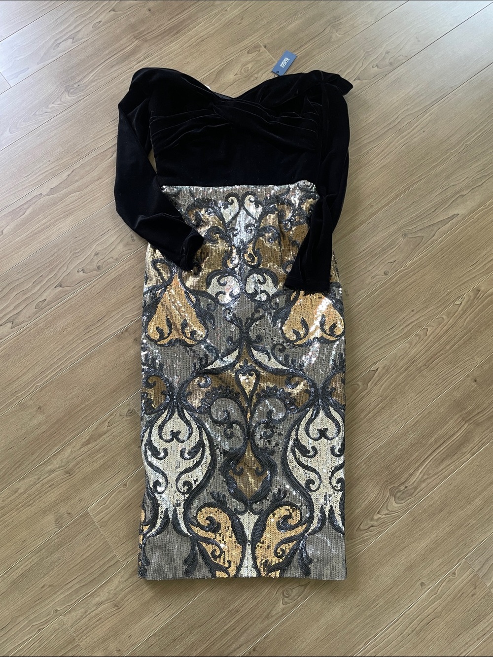 Marchesa Notte Velvet /Sequin Dress Sz 4 Brand New